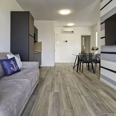 Enjoy Our With Terrace In 아파트